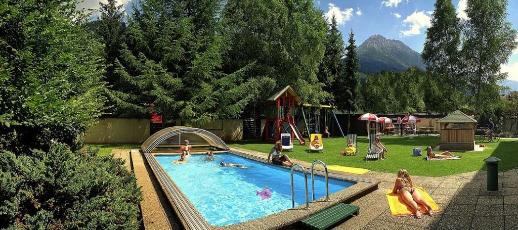 Hotel Alpina Клайнарл Екстериор снимка