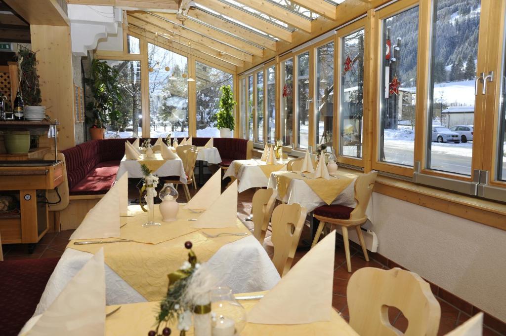 Hotel Alpina Клайнарл Екстериор снимка
